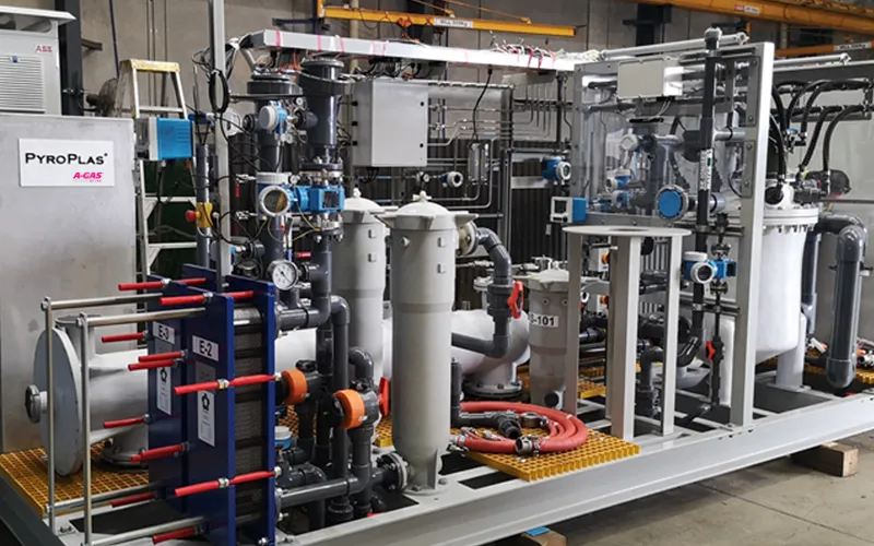A-Gas V14 refrigerant processing equipment